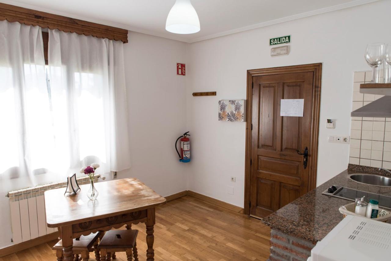 Apartamentos Alegria Santillana del Mar Extérieur photo